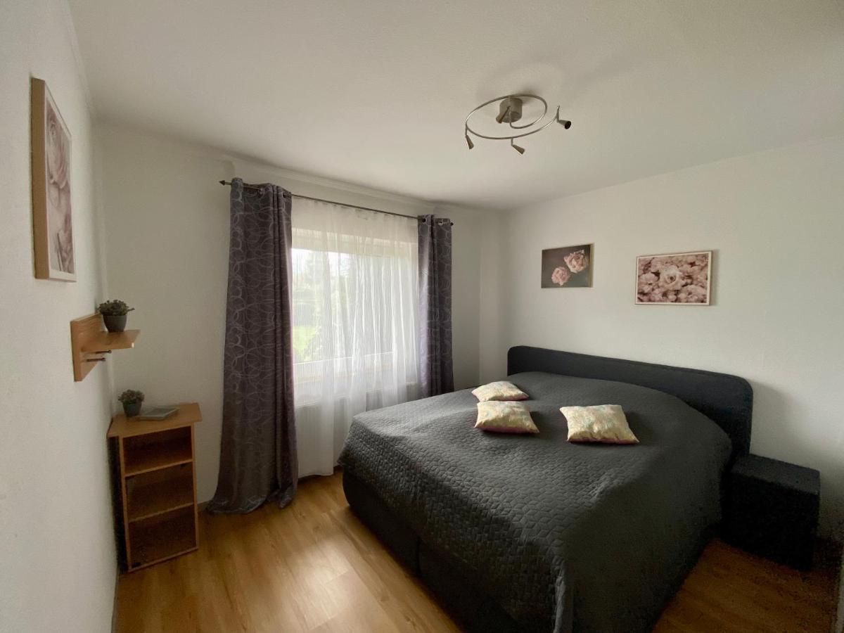 Lounge - Gemuetliche Ferienwohnung Am Asreg, Bad Zwischenahn Exterior foto